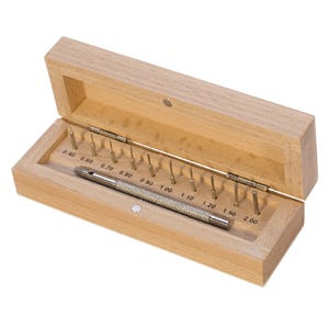 PIN PUSHER SET WITH 10 PINS