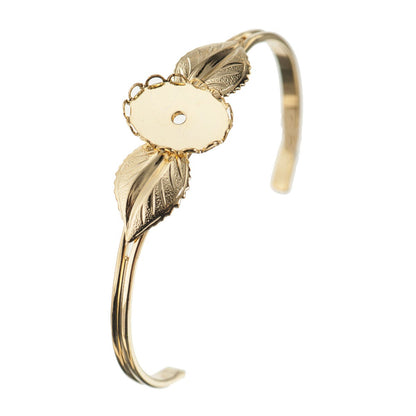 Leaf Bracelet - 18x13mm