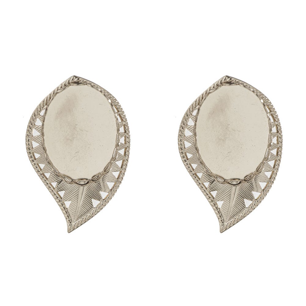 Leaf Design Earrings