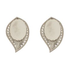 Leaf Design Earrings